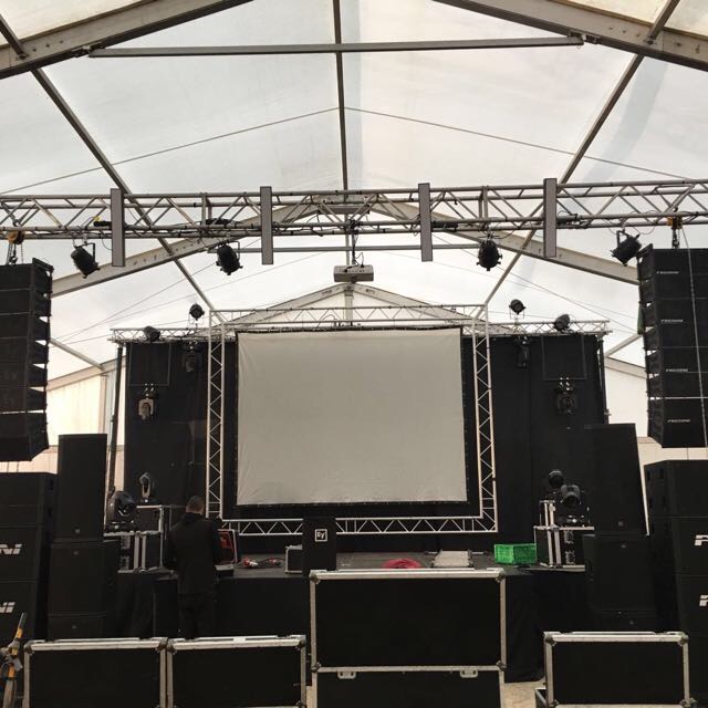 Alquiler de equipos de sonido e iluminación en Extremadura y Backline para DJS
